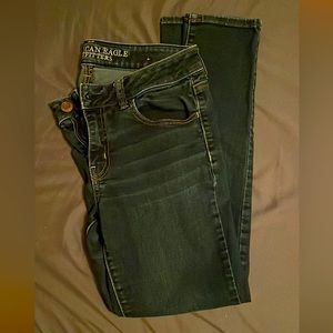 AMERICAN EAGLE JEANS